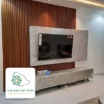 بديل الخشب خلف التلفزيون