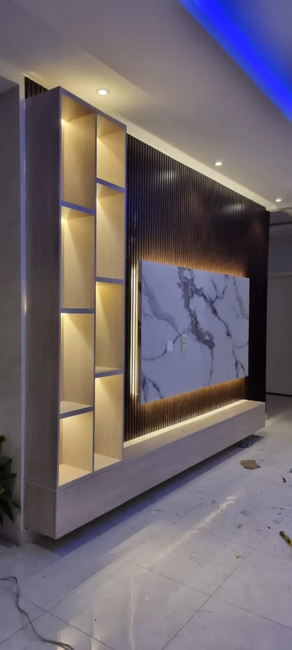 خلفيات تلفاز خشبية ورخامية