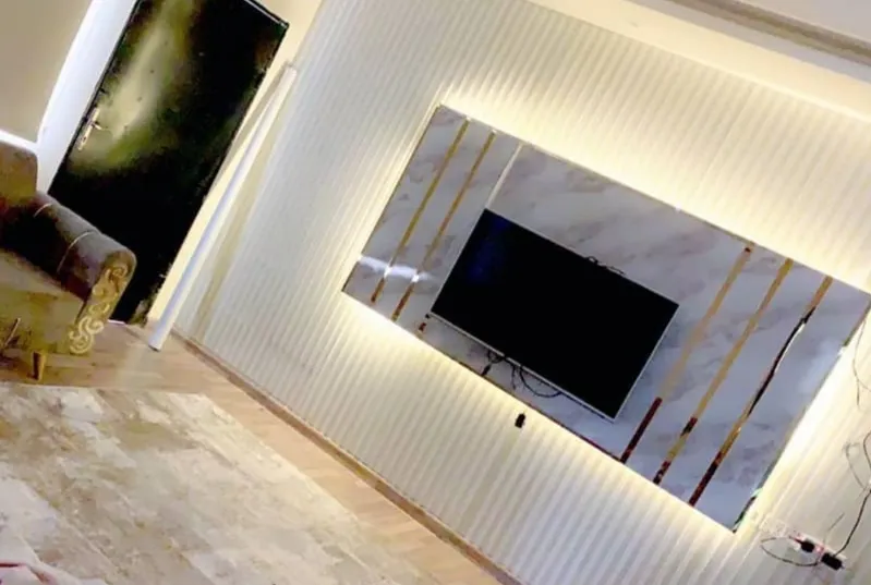 ديكور تلفزيون جداري